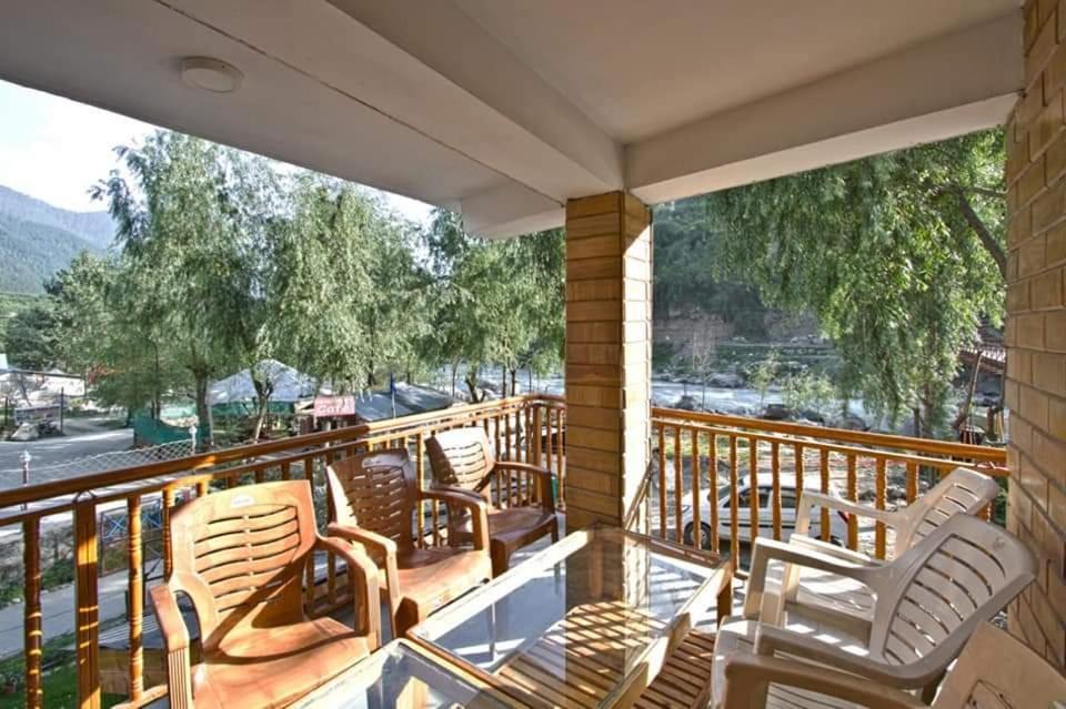 Hotel Himalayan Hill Queen Resort, M98160-43400