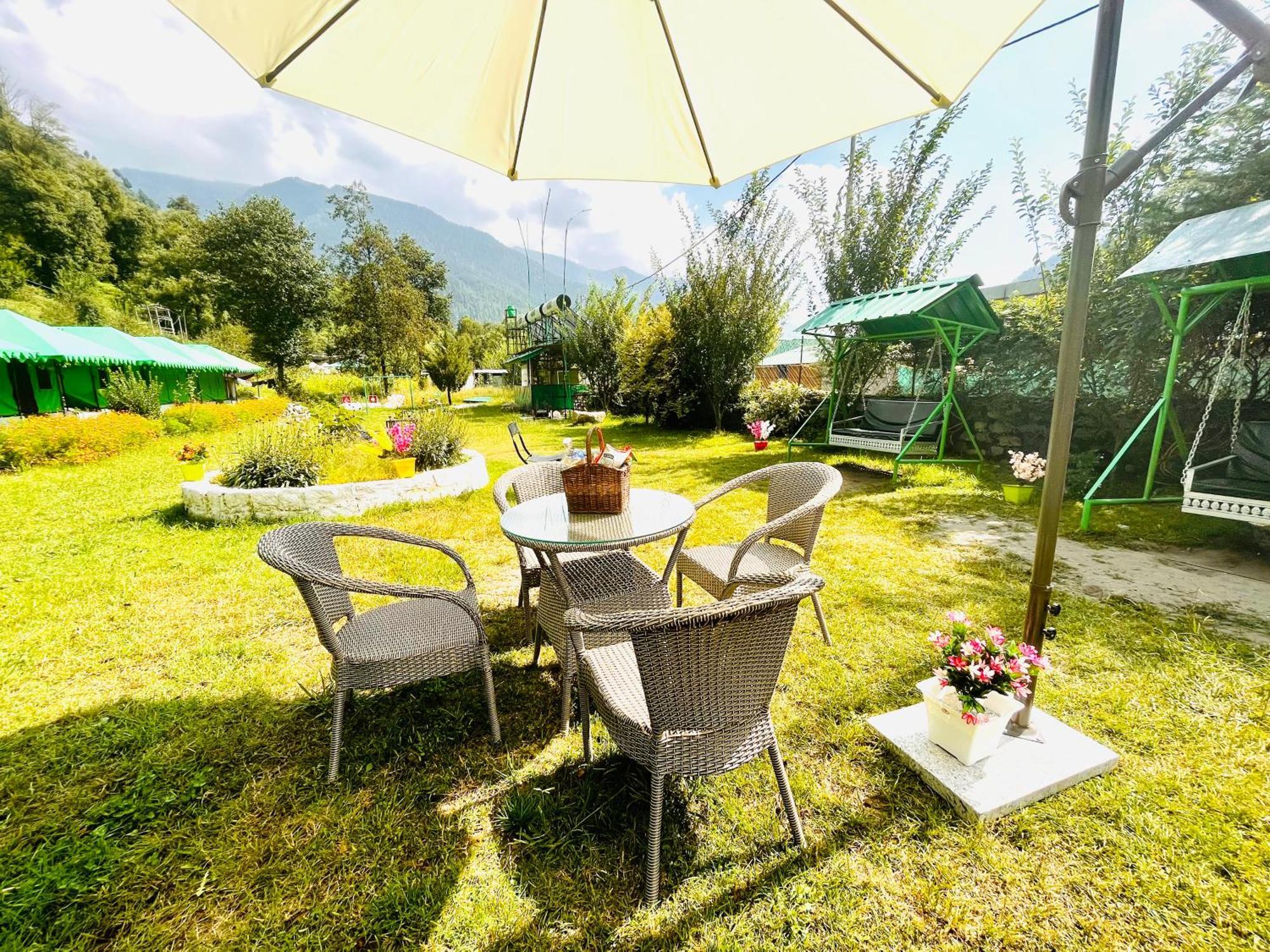 Himalayan Hill Queen Resort, M98160-43400 Hotel 4*